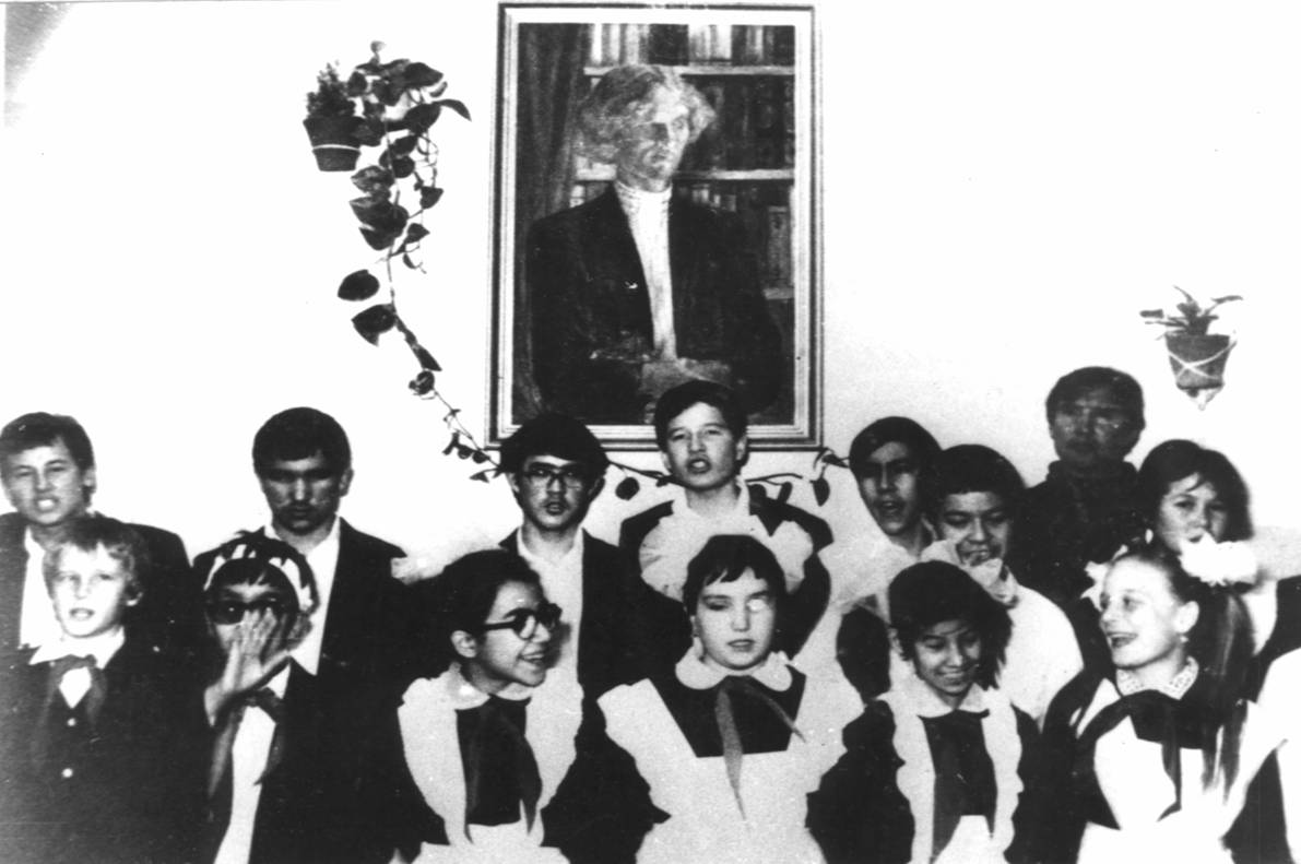 Портрет В.Я. Ерошенко работы Б. Амансахатова. Ашхабад, 1989 г. Школа-интернат им. В. Ерошенко